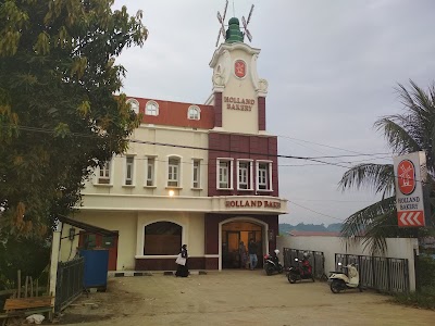 Holland bakery lenteng agung