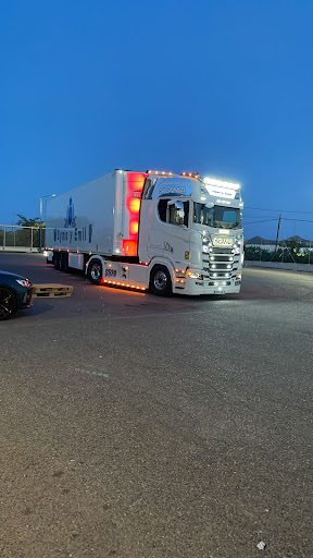 Transporte SYMO&EMIL Gallery - Spain