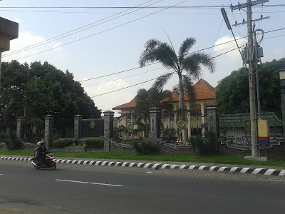 Photos of Pengadilan Negeri Kab. Kediri