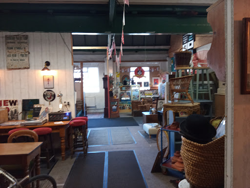Antiques Bazaar