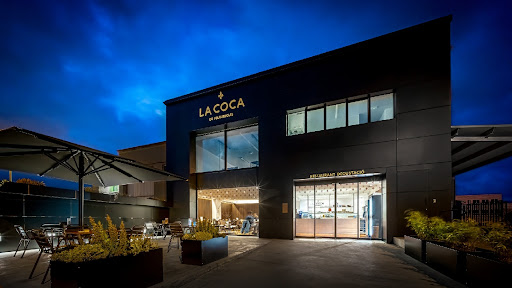 La Coca de Folgueroles: Botiga & Restaurant & Obrador Gallery - Spain