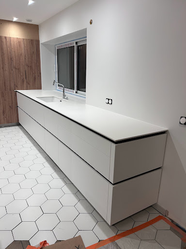 Raf Pose Cuisinesbains - Thumbnail