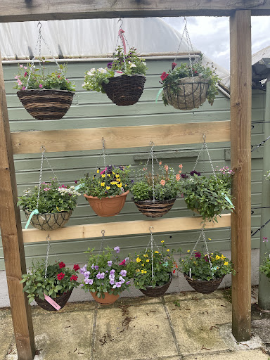 Avery's Garden Centre - Thumbnail