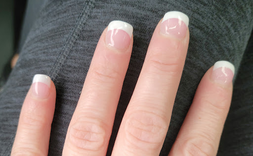 Roxy nails - Visual