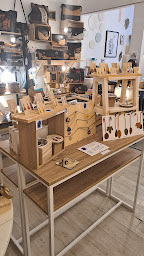 Photo n°2 de Lartisaloue Boutique de Créateurs à Ornans (Artisanat)