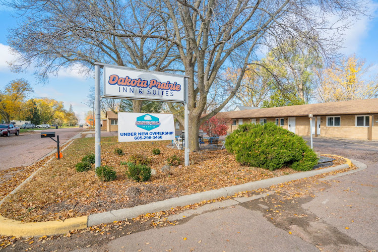 Dakota Prairie Inn & Suites