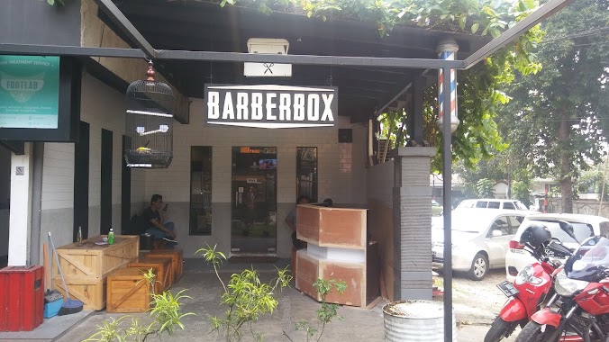 Barberbox Senopati, Author: Eko Popeye Lokasi