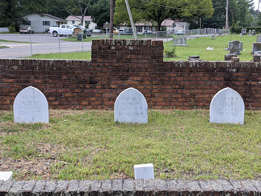 Pre-Civil War Cemetery And Museum