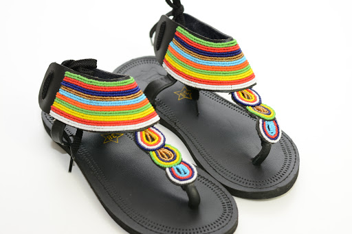 Afrikanische Schmuck & Sandalen in Deutschland