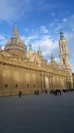 Plaza of Our Lady of the Pillar - Thumbnail