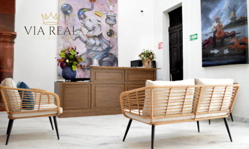 Estacionamiento Hotel Via Real
