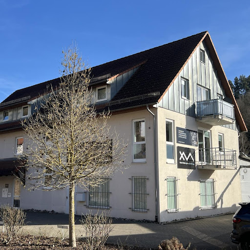 BBC FINANCE GmbH - Immobilienmakler Versicherungsmakler