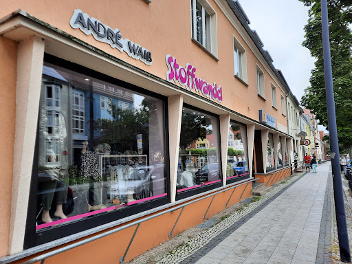 André Waiß Stoffwandel - Thumbnail