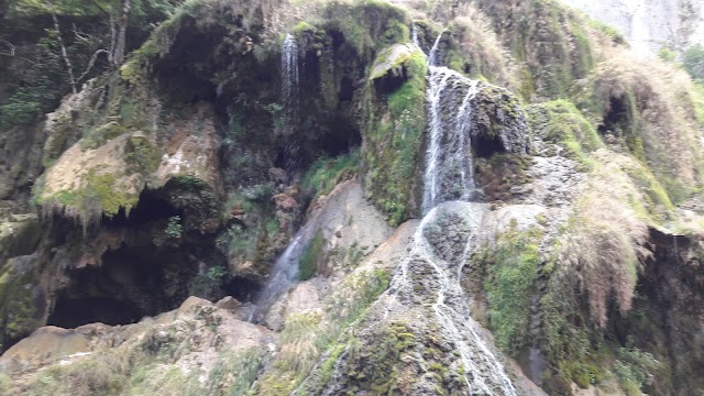 Grottes de Baume