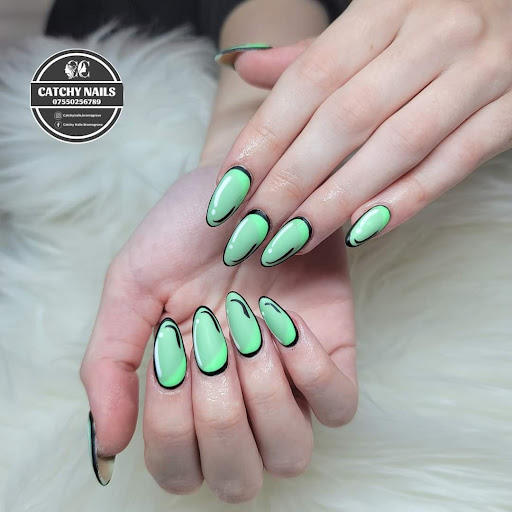 Catchy nails - Visual