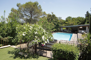 Photo n°13 de Terres de Jade - Mas du Grand Cèdre à Saint-Paul-et-Valmalle (Agence de location de maisons de vacances)