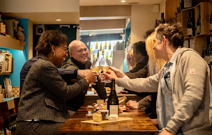 Photo n°15 de Caviste Vinosfera - Dégustations - Vins et Champagne à Paris (Cave à vins)