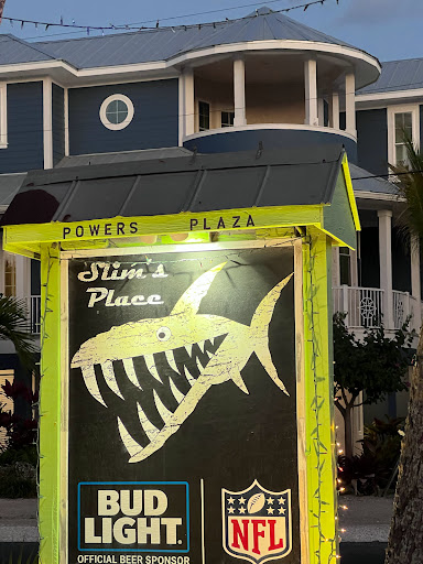 Slim's Place - Visual