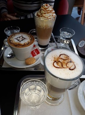 My coffee, Author: Lúci Vadász