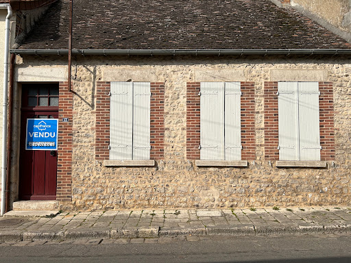 Nathalie TOUIDJINE conseillère Immobilier CAPIFRANCE Montargis