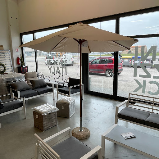Sofà l'Affare - Divani, Poltrone, Letti e Materassi Artigianali Made in Italy a Foligno - Thumbnail