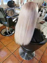 Photo n°11 de Ôtiff, Paule&Pauline à Ille-sur-Têt (Salon de coiffure)