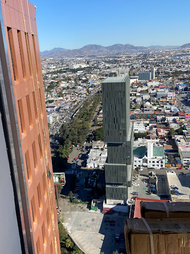 DEL PRADO MEDICAL TOWER - Thumbnail