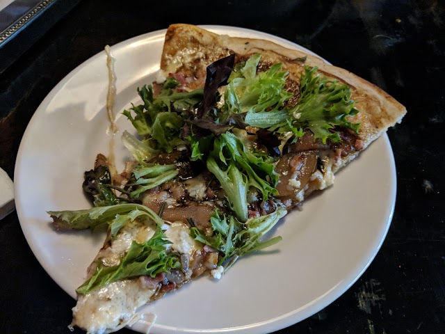 Bohemian Pizza