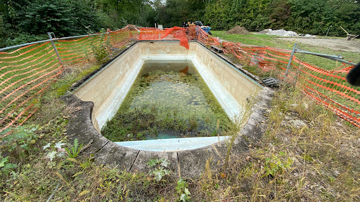 Photo de PISCIFLOR VALAIS - Réparation et rénovation piscines, fontaines, jacuzzis