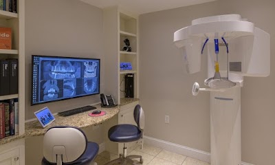 Mann Family Dental: Russell Mann, DDS