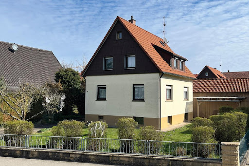 Harald Wacker Immobilien & Finanzdienstleistungen | Immobilienmakler Böblingen