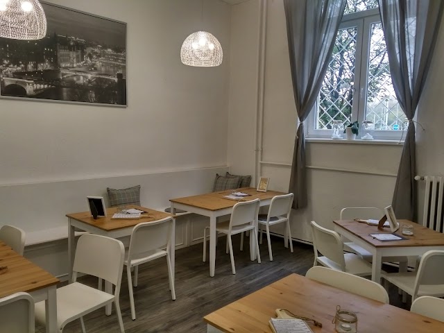Blanch Cafe