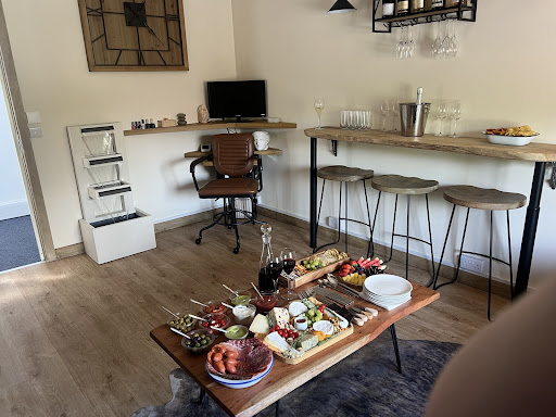 Personify Natural Beauty Therapy