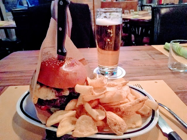 Nessie Pub