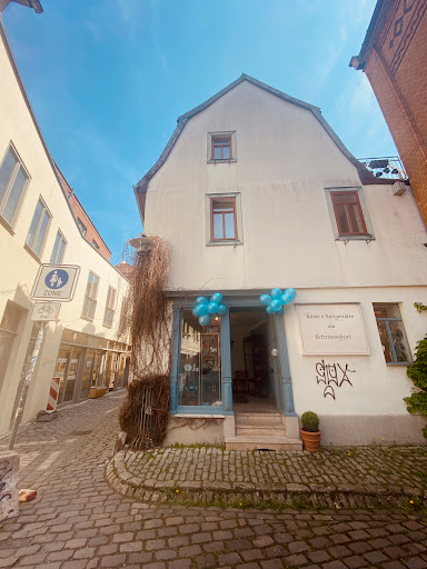 Antiquitäten in der Brauhausgasse - Thumbnail
