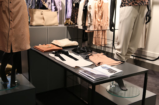 Shop Celino - Visual