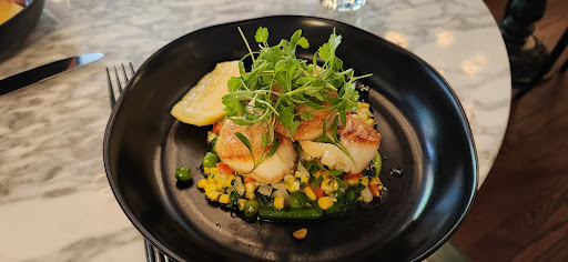 Avery Restaurant - Thumbnail