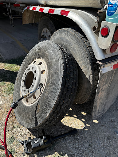 El Baquero Trucking Co. - Thumbnail
