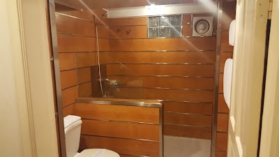 Photos of Clover Hotel
