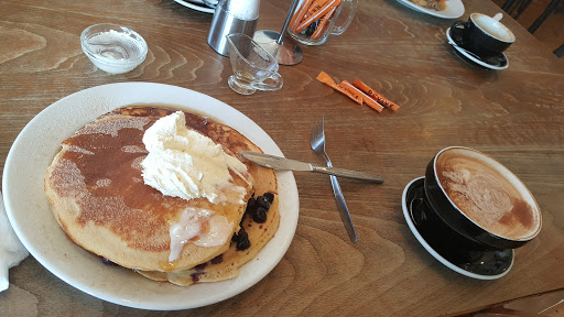 Wild Oats Bakery/Deli/Cafe - Thumbnail