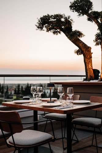 Comentarii opinii despre Morrison • The Premium Rooftop