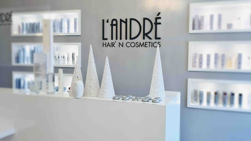 L' André Friseur by Katharina Lucka Lübeck