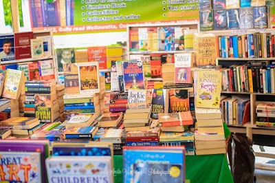 Photos of Deen The Bookman