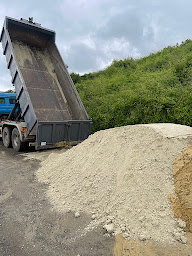 Photo n°20 de Lucas location benne à Bouville (Entreprise de récupération)