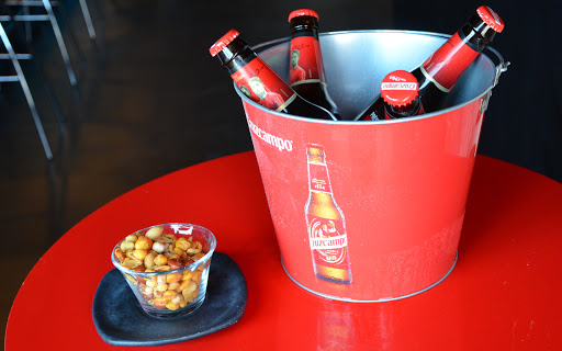 Pub Chic - Visual