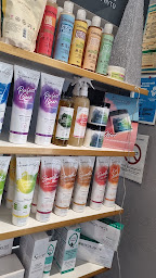 Photo n°7 de Charré Karen Kréa'tiff à Jouhet (Salon de coiffure)