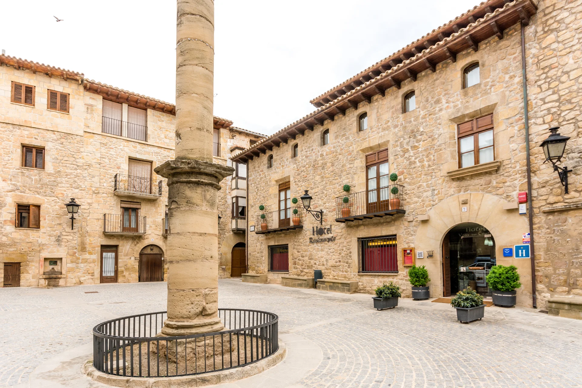 Hotel Villa de Cretas.