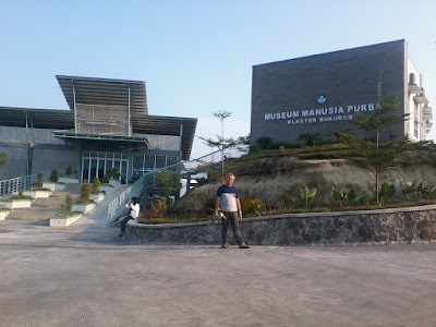 Photos of Museum Manusia Purba Ds. Bukuran