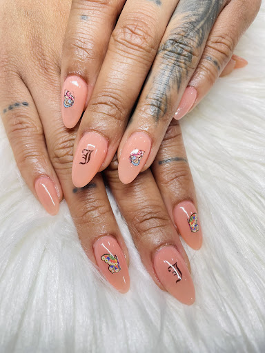 Hannah Nails & Lashes - Thumbnail