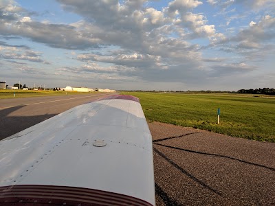 Airlake Airport